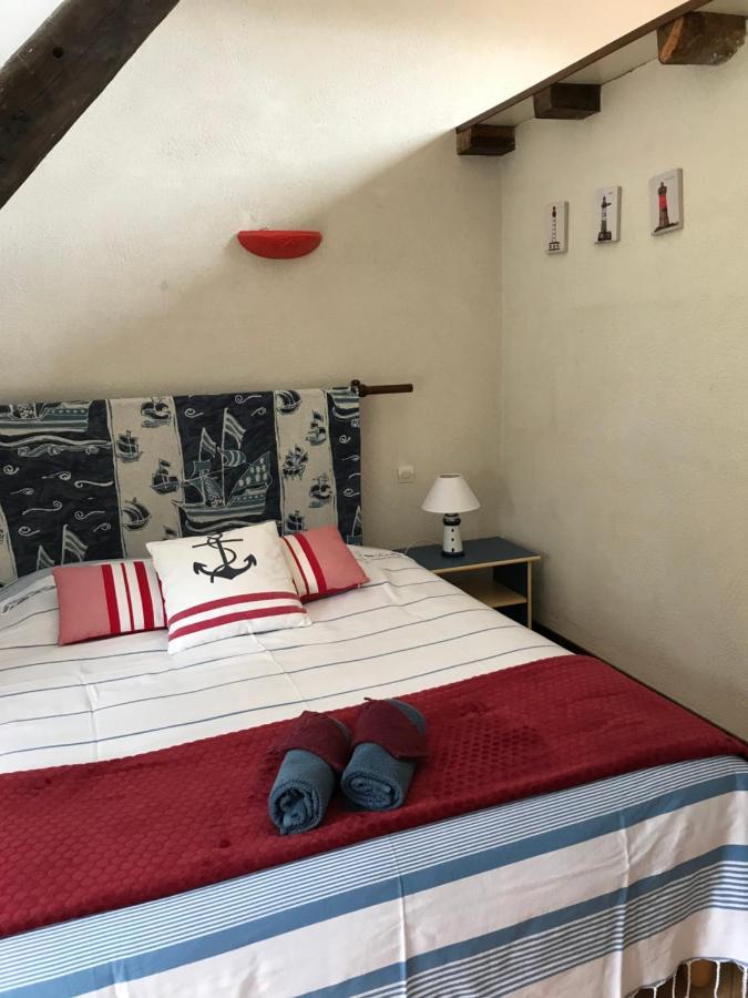 Domaine Du Lesty Bed & Breakfast Ambon Exterior foto