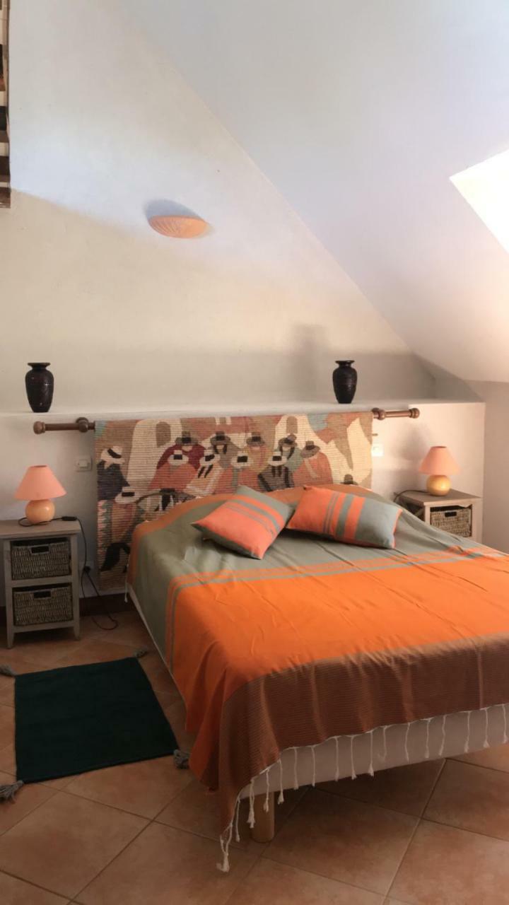 Domaine Du Lesty Bed & Breakfast Ambon Exterior foto